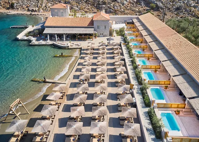 Mandraki Beach Resort